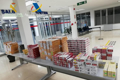 La Guàrdia Civil decomissa prop de 5.000 paquets de tabac de contraban per valor de 20.000 euros