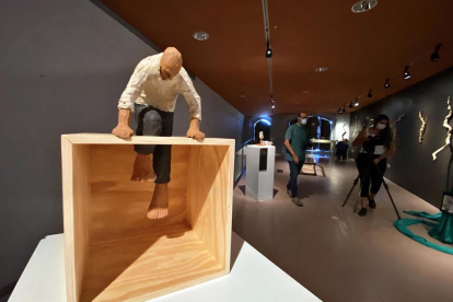 L’exposició ‘Confin-art’ presenta creacions de 21 artistes inspirades durant el confinament.