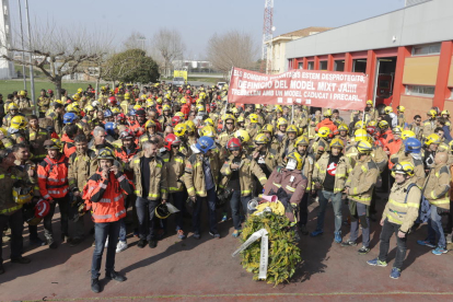 Protesta de los Bomberos el pasado febrero en Lleida. 