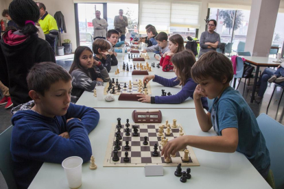 Torneo escolar de ajedrez en la Fiesta Mayor de Cervera