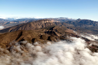 Vista aèria de la Conca de Tremp, dins l'àmbit del Geoparc Orígens.