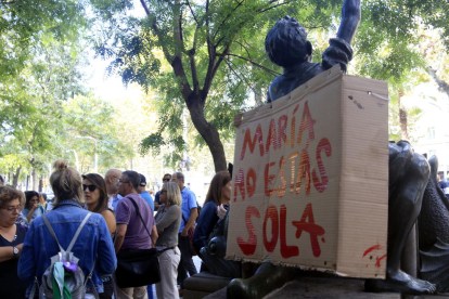 Concentración el pasado lunes ante las puertas del consulado de Uruguay en Barcelona. 