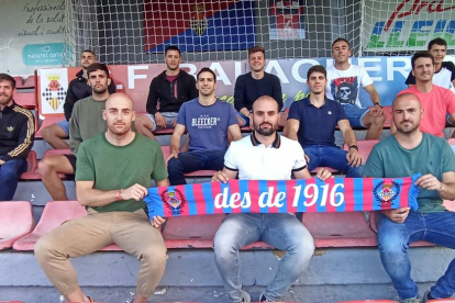 El CF Balaguer renueva a la mitad de su primera plantilla