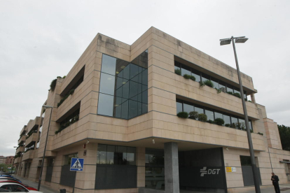 La seu de la Direcció General de Trànsit (DGT) a Lleida.