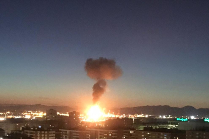 Explosión en una empresa química en el polígono sur de Tarragona