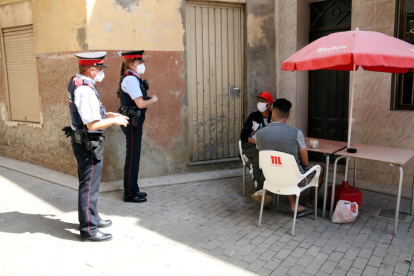 Primeres patrulles de Mossos als pobles del Baix Segre