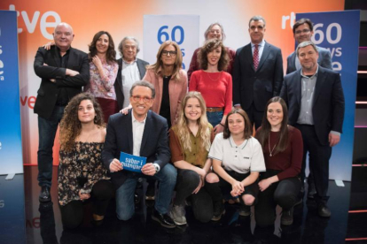 Foto de família dels responsables de programes a TVE Catalunya.