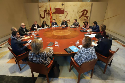 El gabinet jurídic de la Generalitat avala que Torra pot seguir sent president fins i tot perdent l'escó 