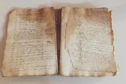 Restauren el 'Llibre de la Cort del Batlle de Guimerà', del segle XVI
