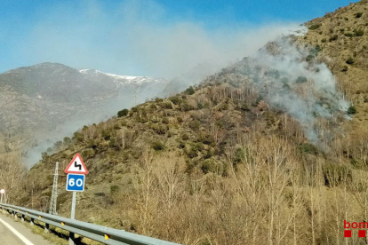 Incendi d’habitatge a Sanaüja i de vegetació a Vall de Cardós i a Alcoletge