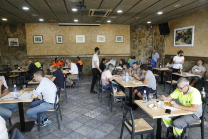 Un restaurante de Torrefarrera, que recuperó el miércoles los aforos en el interior.