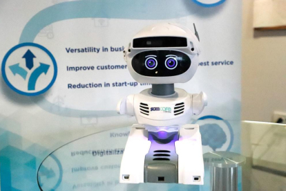 Presenten Misty, el robot lleidatà que assisteix gent gran