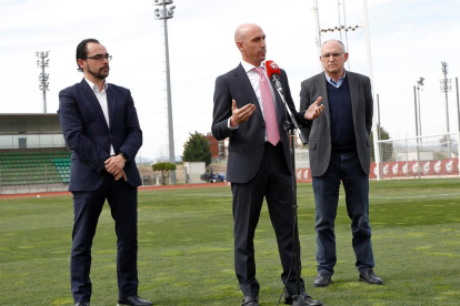 El presidente de la UEFA, Alexander Ceferin, que decidirá el martes si se suspenden los torneos europeos.