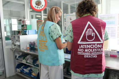Les infermeres de l'Arnau estrenen armilles 'antiinterrupcions'
