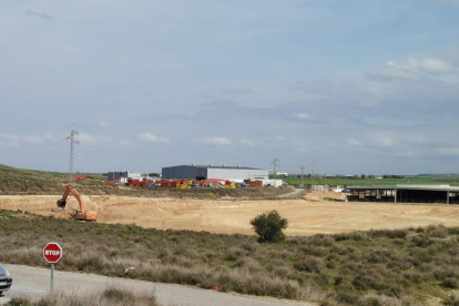 La zona donde se levantará la planta de selección y tratamiento del vertedero en Montoliu de Lleida.