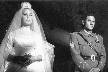 Mabel Karr y Jesús Puente rodando en el Cine Fémina.