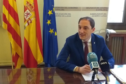 El subdelegat del Govern espanyol a Lleida, José Crespín, durant la roda premsa.