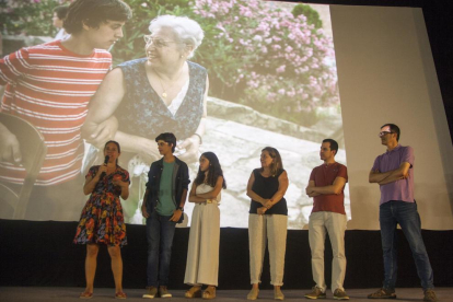 Isona Passola, Laura Jou i actors de la pel·lícula van anar a la presentació a Tàrrega.