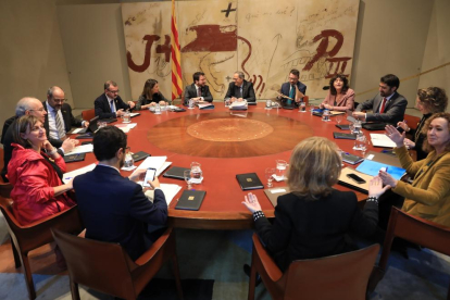 El Consell Executiu, a la reunió d’ahir, va analitzar l’informe sobre el salari de referència.