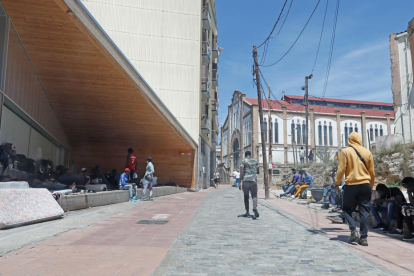 Imagen de archivo del asentamiento de ‘sintecho’ de la Casa de Fusta, en la calle Cavallers. 