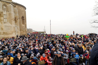 Més de 6.000 persones es 'posen la Gorra' a la Seu Vella