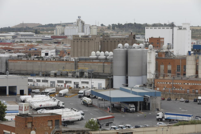 Imagen de archivo de empresas del Polígono Industrial El Segre, en Lleida.