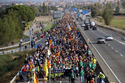 Unas 10.000 personas salieron de Vic para llegar a Barcelona.