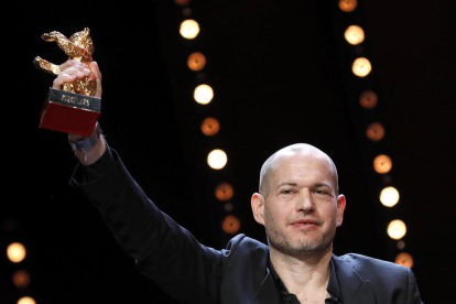 El director israelí Nadav Lapid se alzó ayer con el Oso de Oro a la mejor película en la Berlinale. 