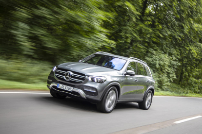 El nou híbrid endollable dièsel de Mercedes arribarà als concessionaris al maig amb un preu de partida de 77.100 euros.