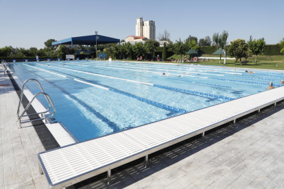 La piscina de 50 metros del CN Lleida se reestrenó este junio después de una profunda remodelación.