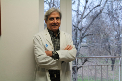 El doctor Edelmir Iglesias, cap de la Unitat de Mama de l’hospital Arnau de Vilanova de Lleida.
