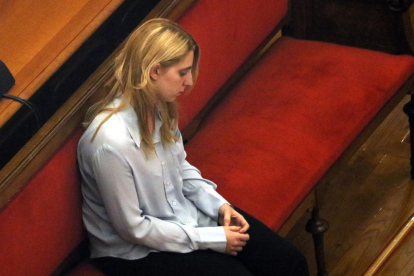 La dona condemnada per la mort de la seua nadó durant el judici.
