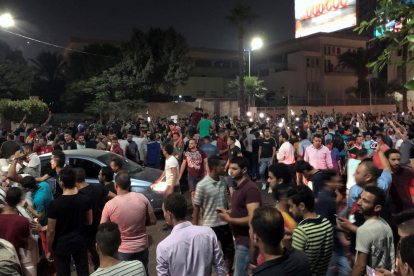 Cientos de manifestantes desafiaron al presidente Al Sisi.