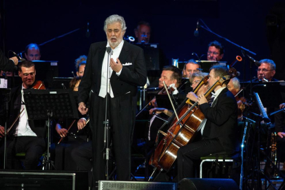 El tenor español recibió también aplausos el pasado domingo en la Ópera de Zurich.