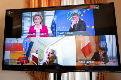 Imatge de la reunió telemàtica que van fer ahir els líders de la UE sobre el fons de recuperació.