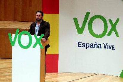Vox alcanza 30.000 afiliados y ya supera en las redes a PP y PSOE