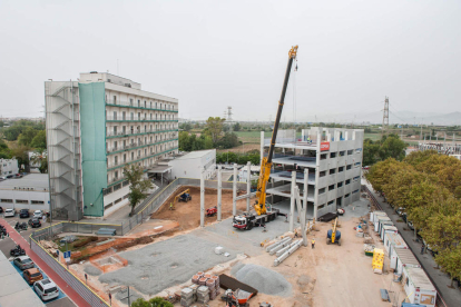L’hospital de Bellvitge construeix un edifici annex per la Covid-19.