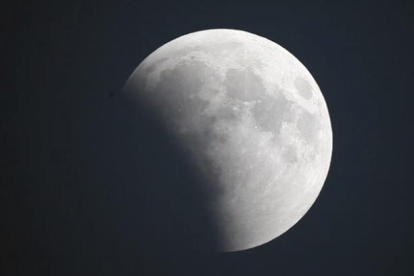 Imatge de la primera fase de l’eclipsi, captada pel PAM i la Universitat de Barcelona.