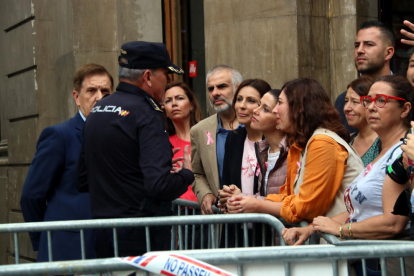L’alcalde de Lleida, Miquel Pueyo, escolta les manifestacions del president Quim Torra.