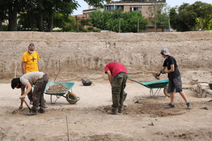 Taller d’estiu d’arqueologia ‘Cota Zero’ al Castell Formós, a la comarca de la Noguera.