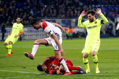 Leo Messi lo intentó de todas las maneras pero fue incapaz de batir al meta luso Lopes.