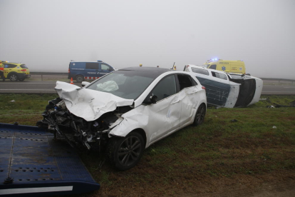 Imagen de dos de los vehículos que se vieron implicados en el accidente.