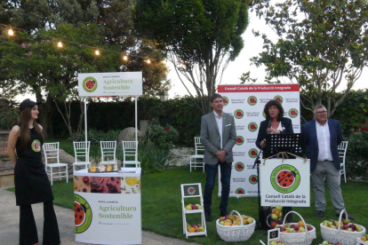 L'acte d'inauguració de la campanya de promoció de la fruita es va fer al Palau de Margalef