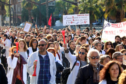 Imagen de una manifestación de médicos de los CAP en noviembre en Barcelona.