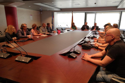 Imatge de la reunió de la direcció d’Iberia i dels treballadors.