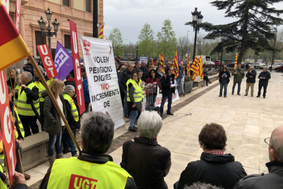 Imagen de archivo de una protesta de pensionistas en Lleida