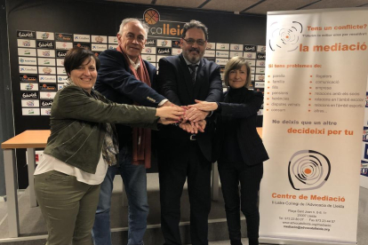 Renovació de patrocini - El Força Lleida i el Centre de Mediació (CEMICALL) han renovat aquesta setmana el conveni de col·laboració que els unia des del mes de gener del 2018.