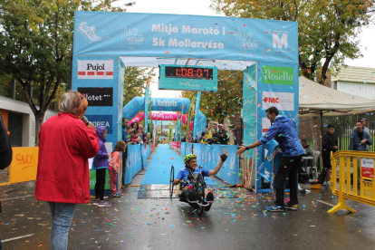 Un aspecte de la massiva participació a la Mitja Marató de Mollerussa.