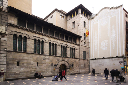 Així quedaria la plaça Paeria amb els separadors dissenyats per Domingo-Ferré i Mortensen.