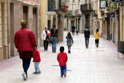 Los niños vuelven poco a poco a las calles y plazas de los municipios de las comarcas de Lleida